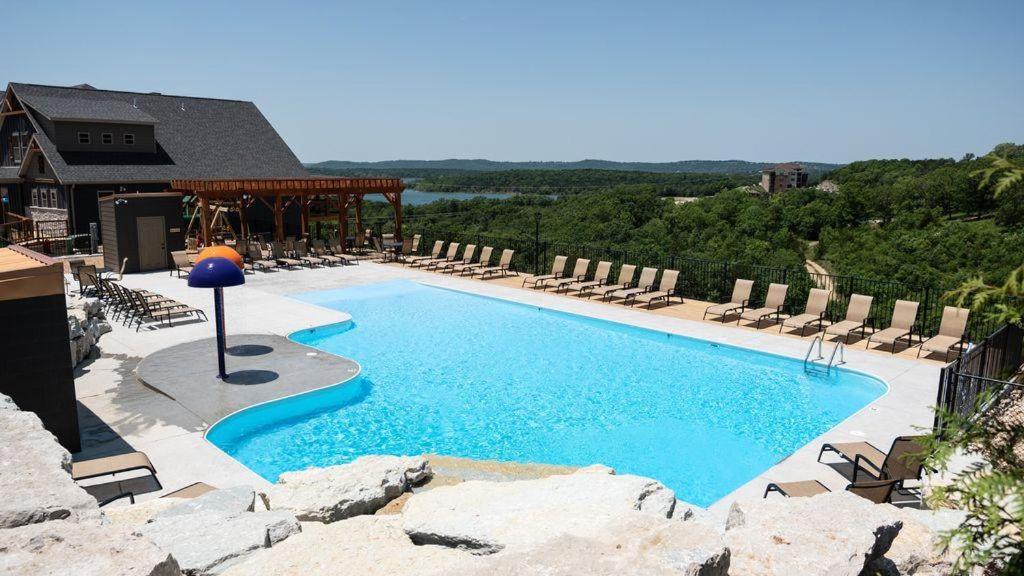 Chateau On The Cove Branson Exterior foto