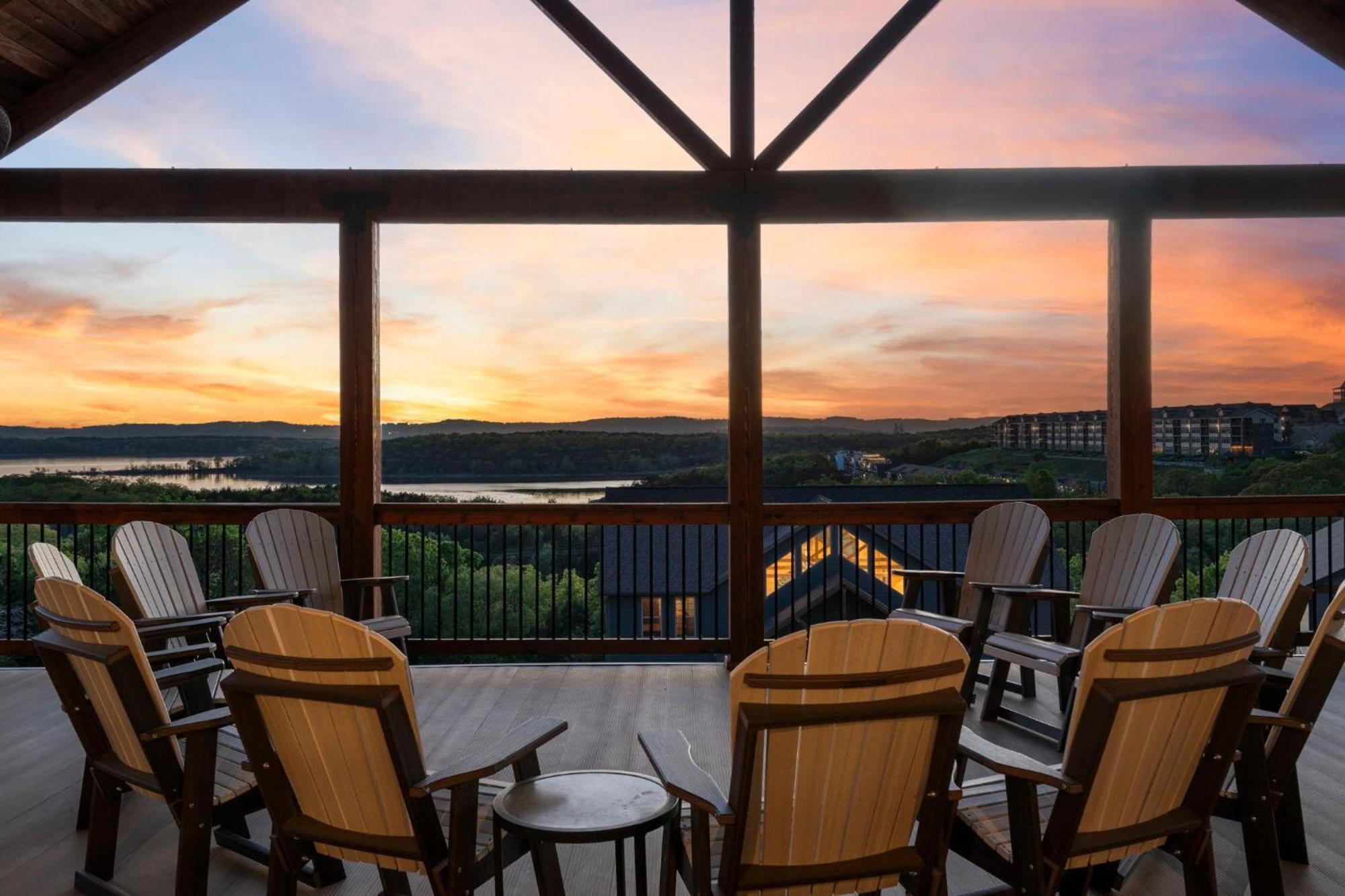 Chateau On The Cove Branson Exterior foto