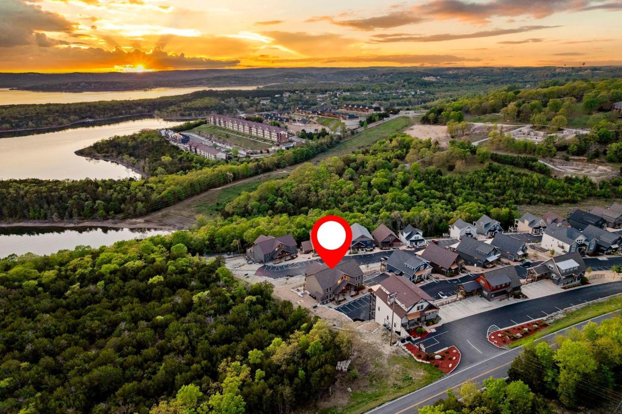 Chateau On The Cove Branson Exterior foto