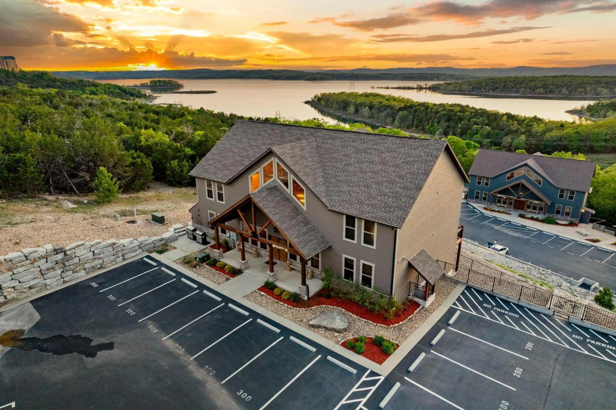 Chateau On The Cove Branson Exterior foto