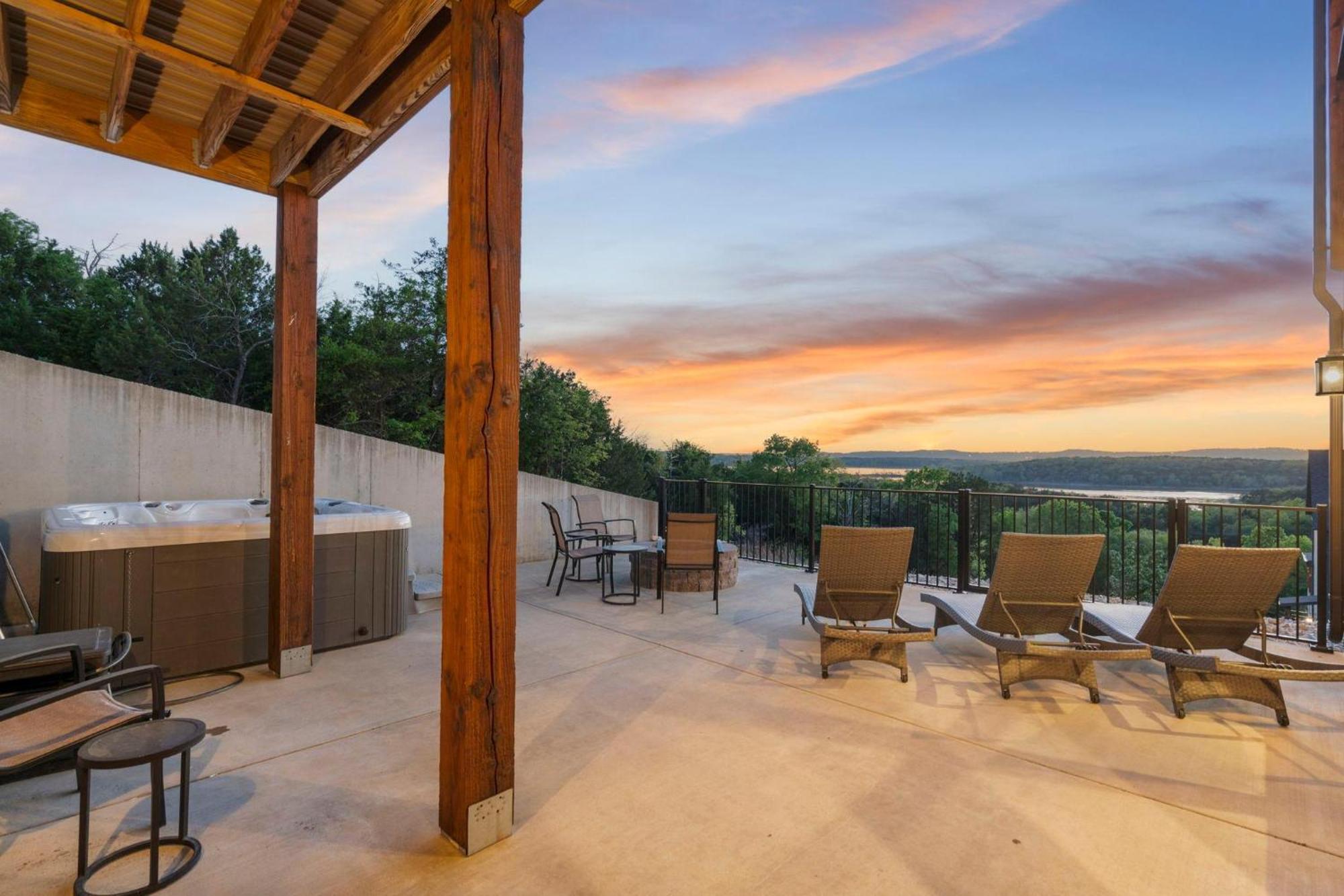 Chateau On The Cove Branson Exterior foto