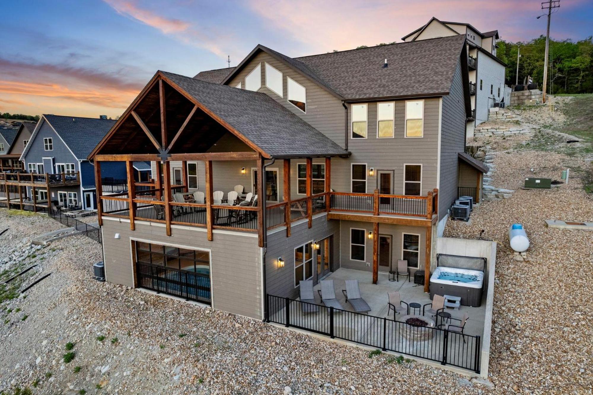Chateau On The Cove Branson Exterior foto