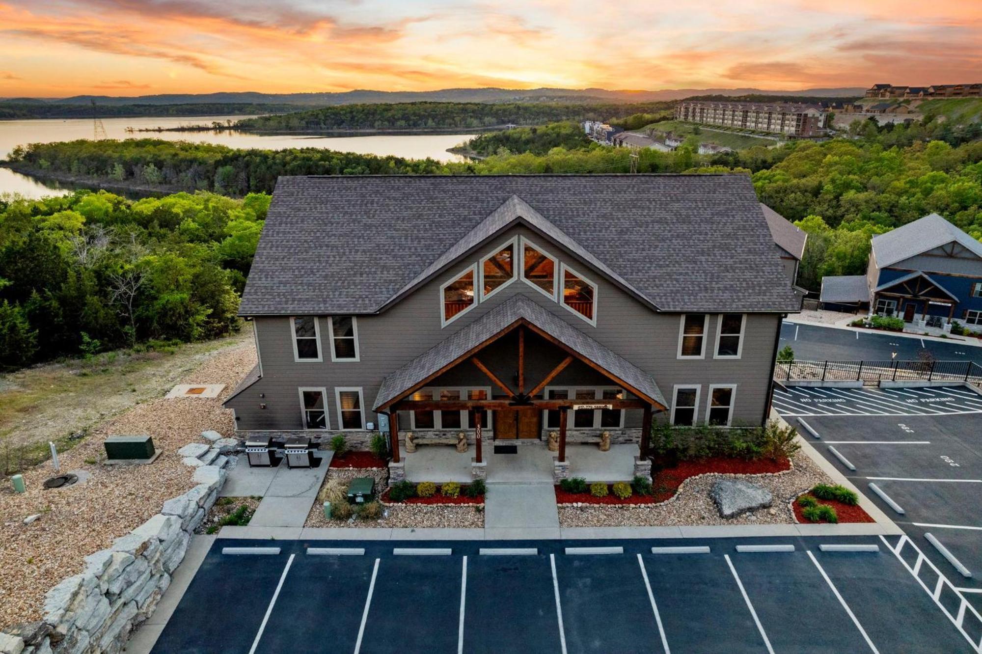Chateau On The Cove Branson Exterior foto